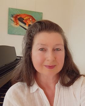 Natalia Wolsdorfer, Autorin von Klavierschule mit Laska
